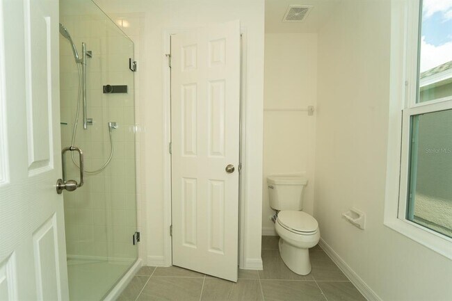 Foto del edificio - 1673 Swan Swim Dr