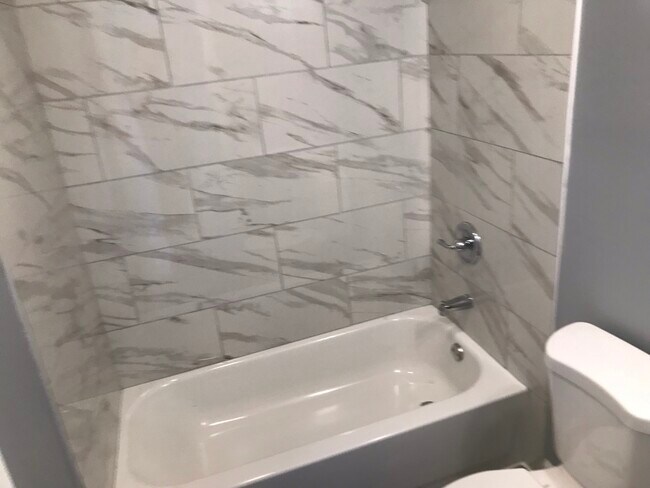 bathroom - 354 Nicholson Rd