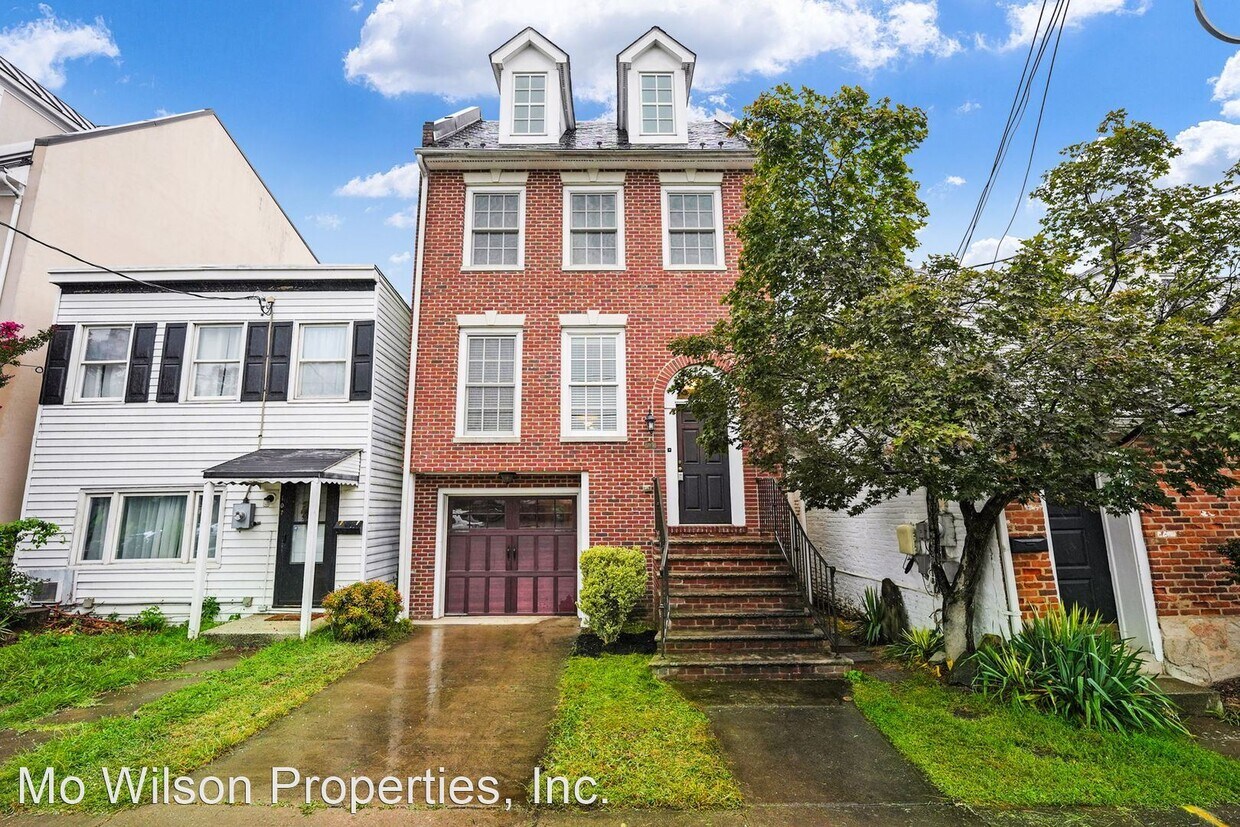 Primary Photo - 4 br, 3 bath House - 105 Lafayette Blvd