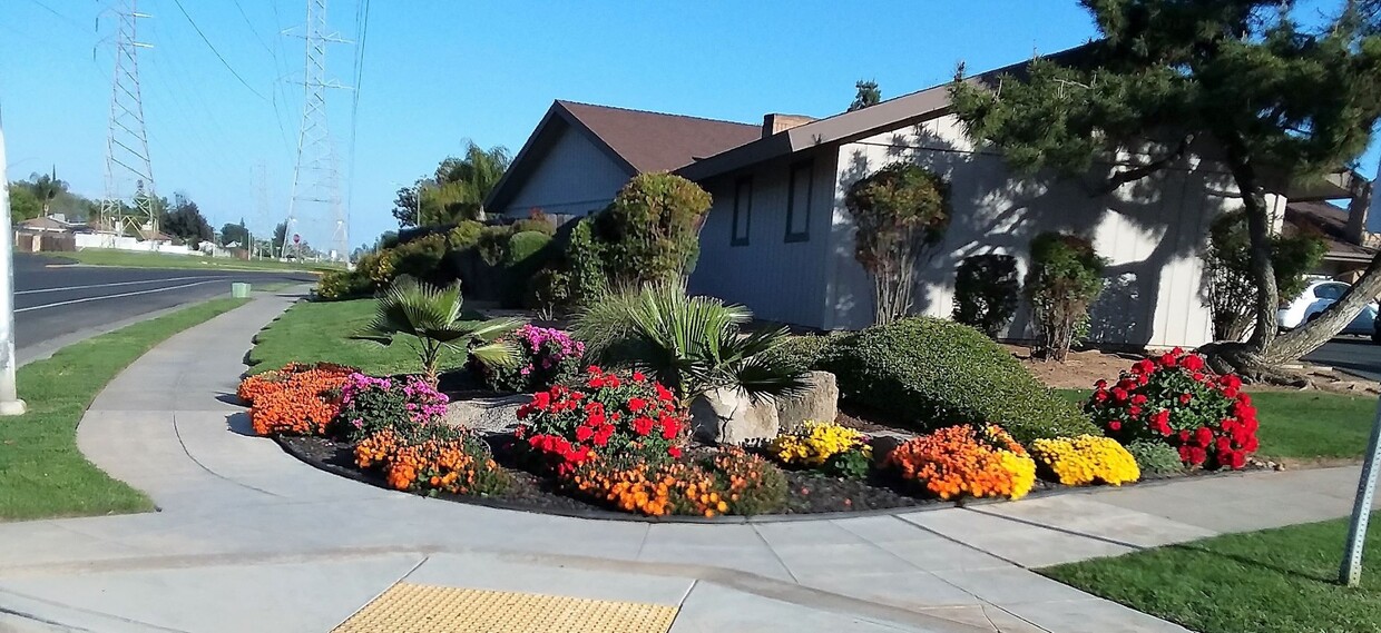 4593 N Emerson Ave Unit 101, Fresno, CA 93722 Condo for Rent in