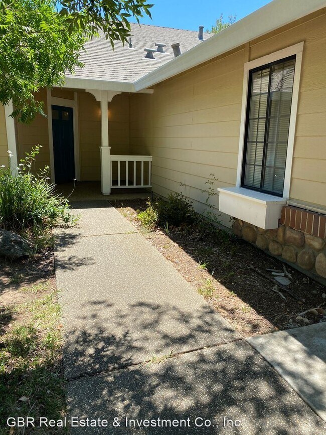 Building Photo - 3 br, 2 bath House - 459 N. Lexington Drive