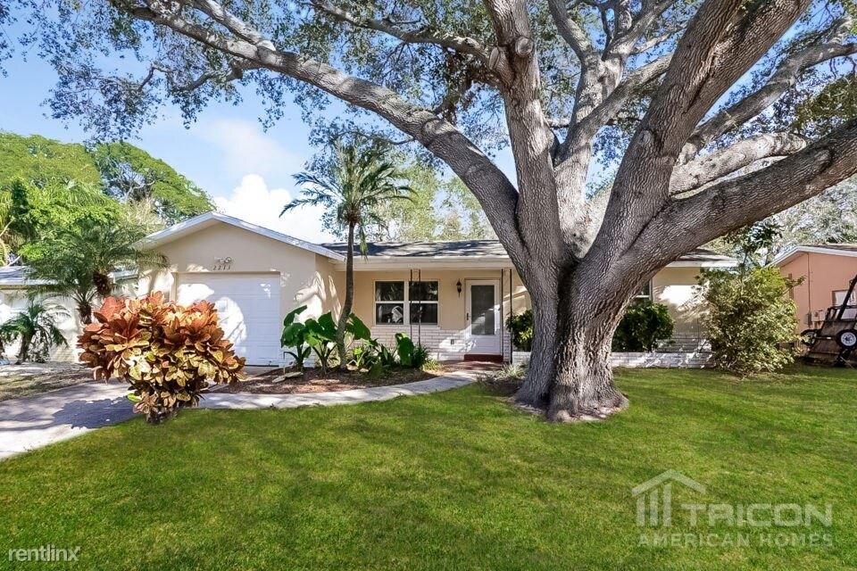 Foto principal - 2213 Lauren Dr