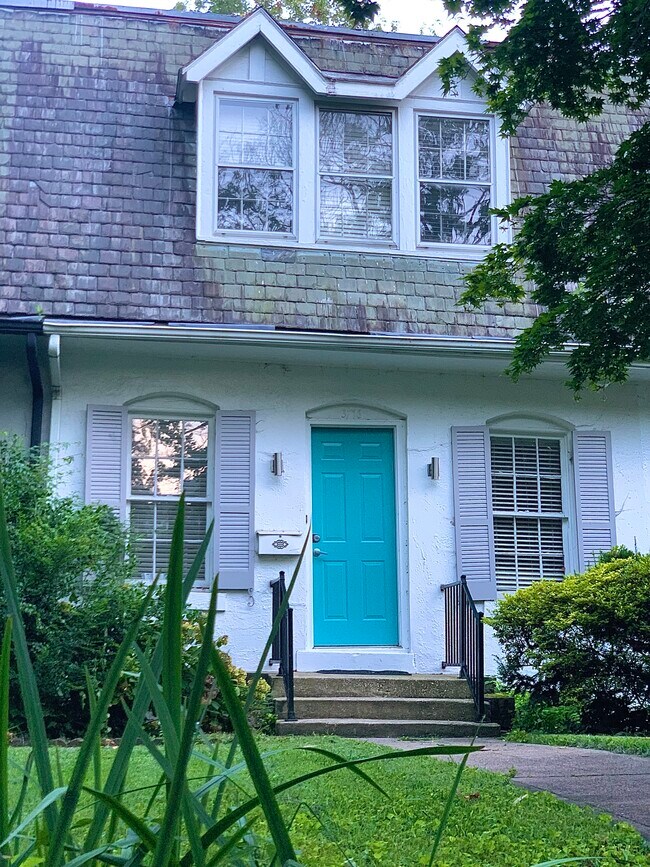 Foto del edificio - 3716 R St NW