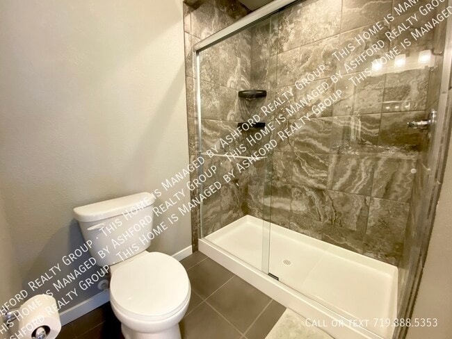 Foto del edificio - 6390 John Muir Trl