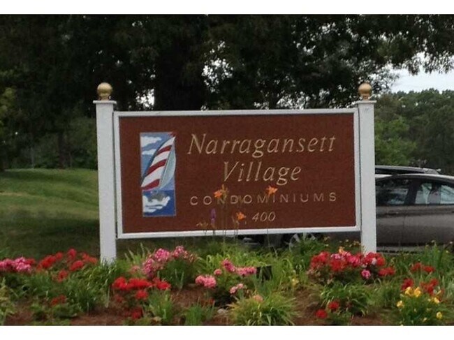 Building Photo - 400 Narragansett Pkwy