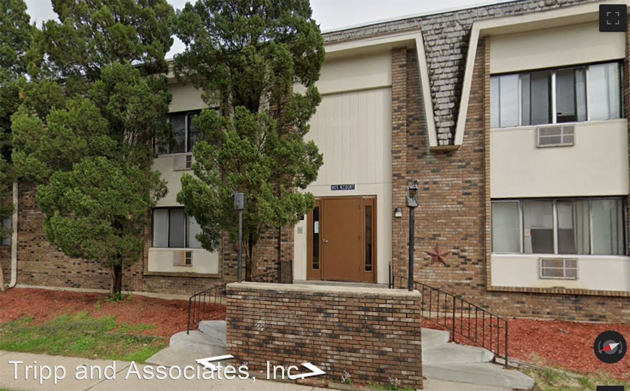 Foto principal - Studio, 1 bath Apartment - 805 N. Court St.