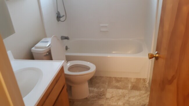 Foto del edificio - 4353 San Pablo Dam Rd