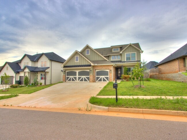 Building Photo - 8140 Jenny Ln