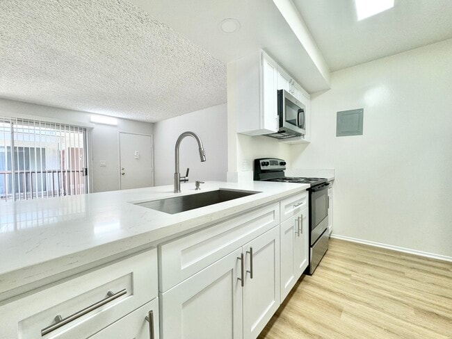 Building Photo - 17821 Sherman Way