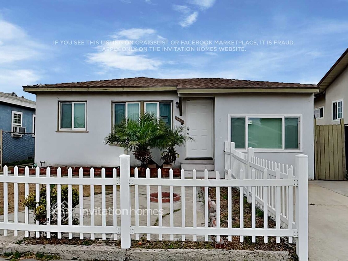 Foto principal - 1519 E L St