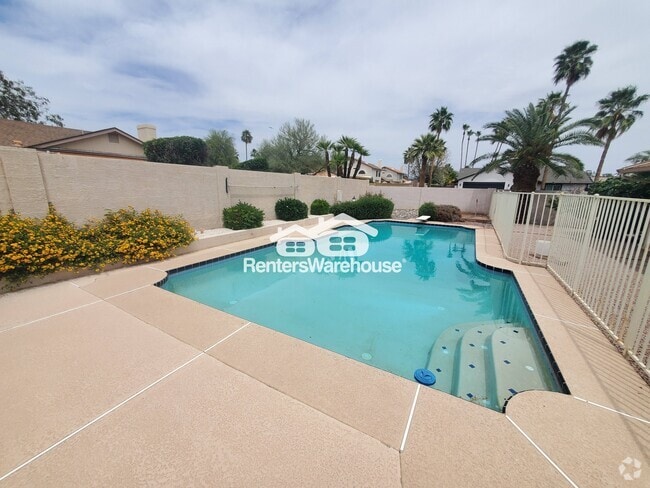 Building Photo - 5136 E Tierra Buena Ln