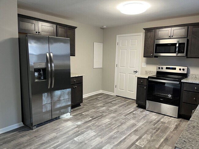 Foto del edificio - 3 Bedroom, 2 bath newly remodeled house