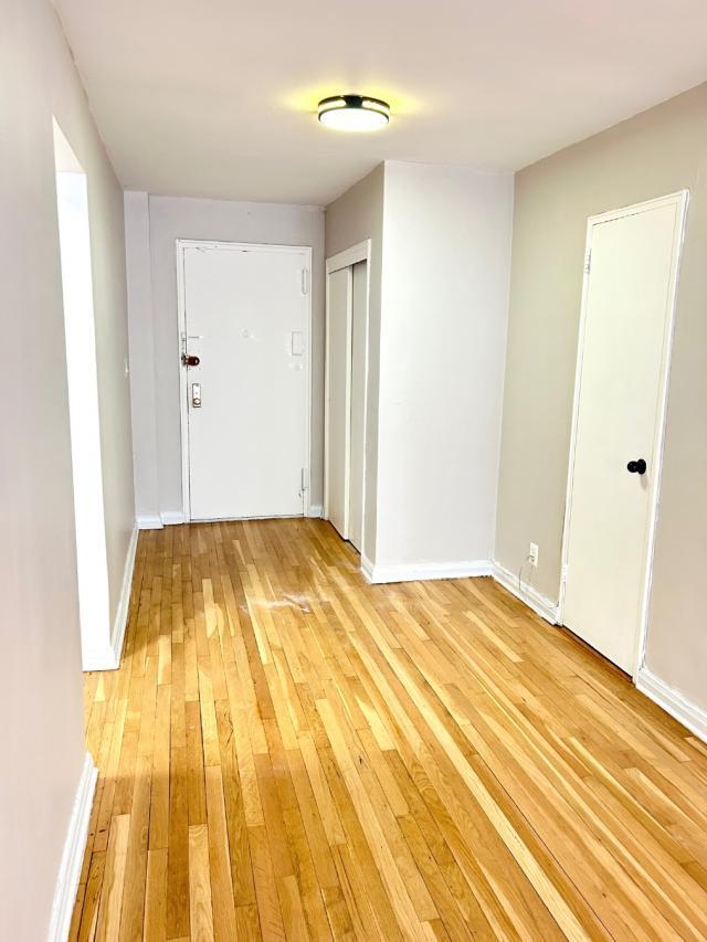 Building Photo - 2 bedroom in Bronx NY 10467