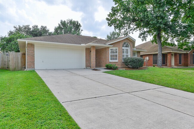 Building Photo - 2306 Sherwood Hollow Ln