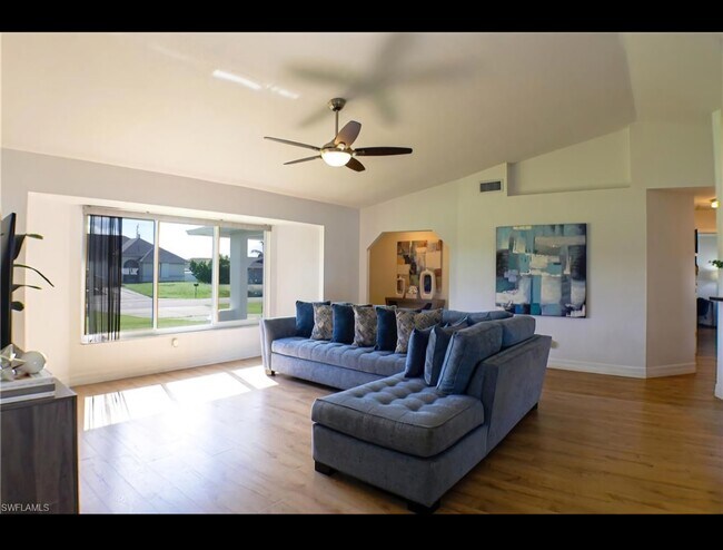 Foto del edificio - 2210 SW 14th Ave