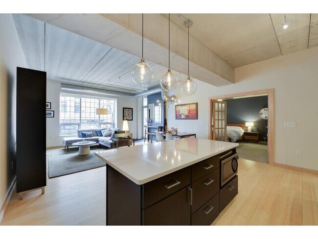 Foto del edificio - 521 2nd St SE