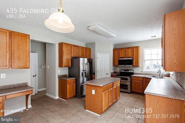 Building Photo - 4-bedroom house in York, PA!