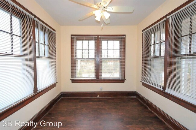 Building Photo - 2 br, 1 bath House - 8457 Vorhees Ln.