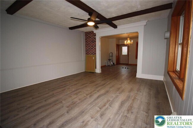 Foto del edificio - 513 Cattell St