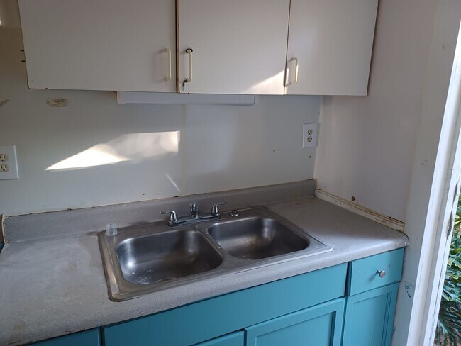 Foto del edificio - 8305 McDaniel Dr