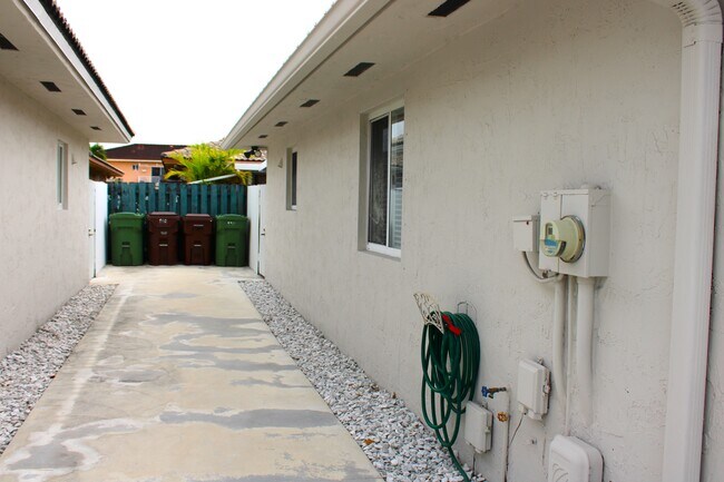 Building Photo - 7080 W 35th Ave