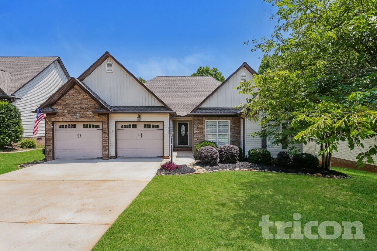 Foto principal - 623 Secretariat Dr