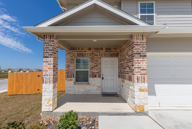 Building Photo - 13804 Siltstone Lp