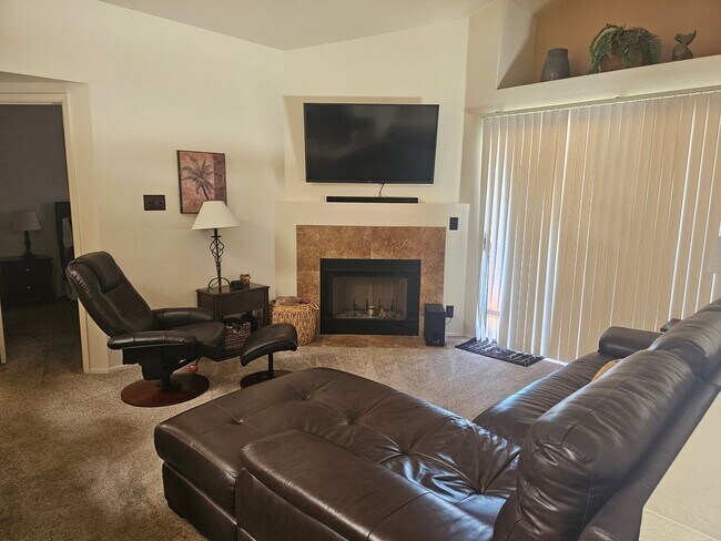 Foto del edificio - Furnished Condo Available Summer & Winter Season 2027