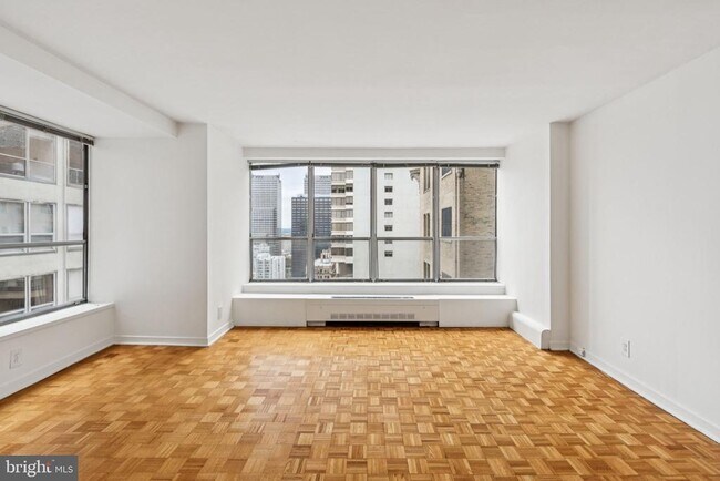 Foto del edificio - 224-30 W Rittenhouse Square