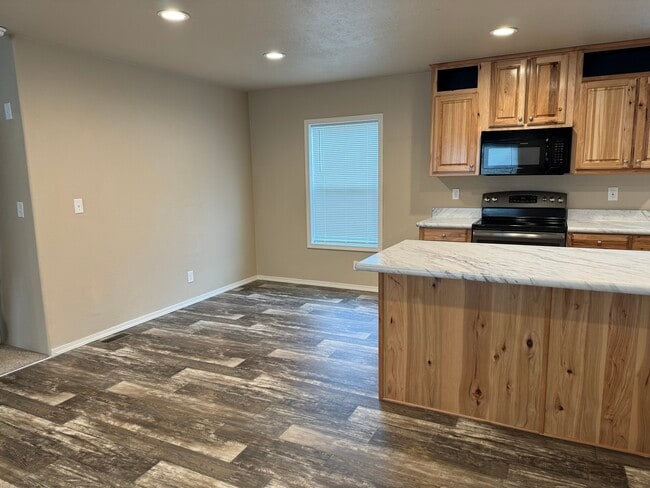 Building Photo - 4741 Treewood Ct