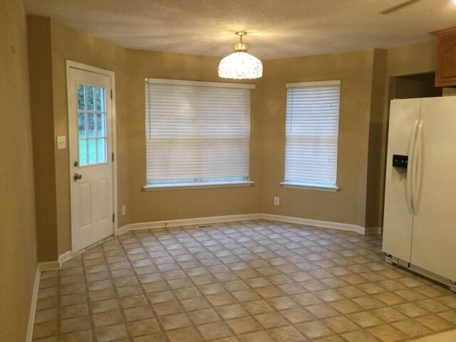Foto del edificio - 4021 New Grange Cir