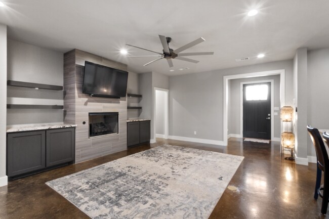 Foto del edificio - 512 Barham Ln