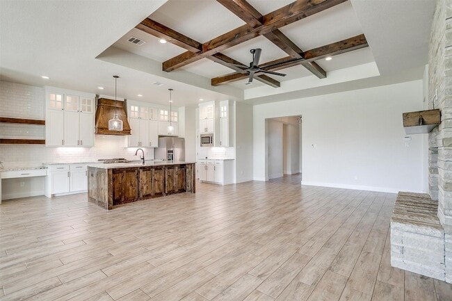 Foto del edificio - 1221 Crown Valley Dr