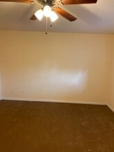 Building Photo - 145 Colonial Cir