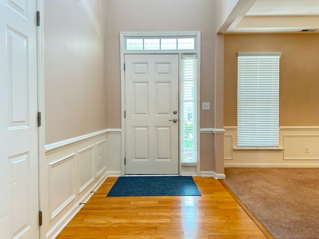 Foto del edificio - Charming Wakefield Home with First-Floor B...