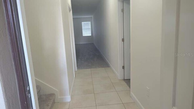 Foto del edificio - 2037 Lakeside Ave