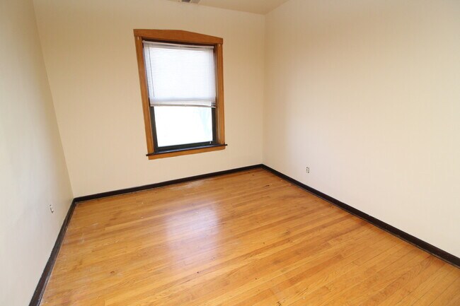 Foto del edificio - 1728 W Juneway Terrace