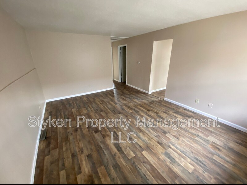 28102840 Cranbrook St, Kankakee, IL 60901 Condo for Rent in Kankakee