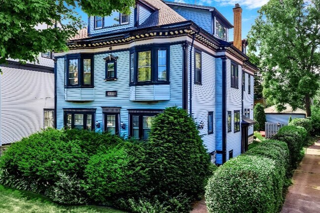 585 West Ferry St. Búfalo NY 14222 - 585 W Ferry St