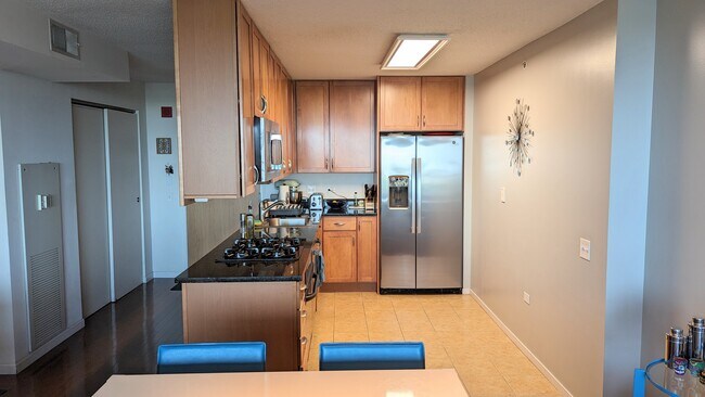Foto del edificio - 9715 Woods Dr