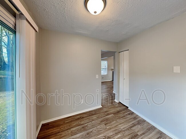 Foto del edificio - 1171 Heritage Glen Dr