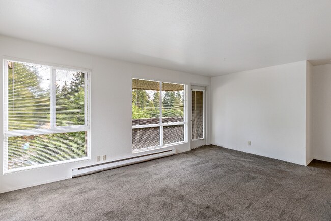 Foto del edificio - 12520 Roosevelt Way NE