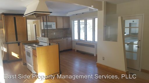 Foto del edificio - 301 Manor Rd