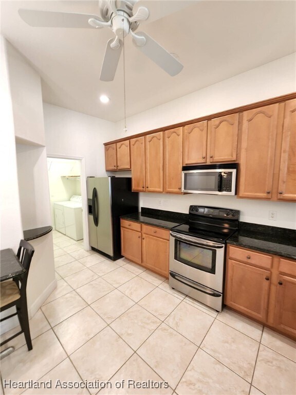 Foto del edificio - 5329 Surrey Ln
