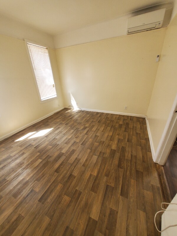 Foto principal - 105-19-105-75 75th St