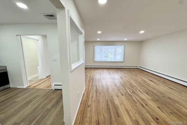 Building Photo - 6 Merle Pl