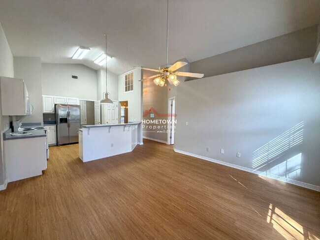 Building Photo - 7903 Cayenne Way