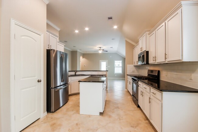 Foto del edificio - 18914 Sorrento Pt Dr