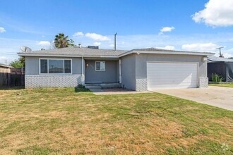 Building Photo - 8620 La Vaca Way