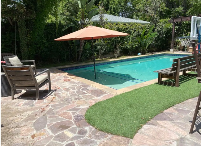 Solar Heated Pool - 12207 Addison St